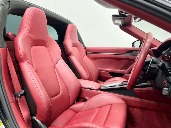 Used Porsche 911 2022 for sale - 76220588: Photo 2