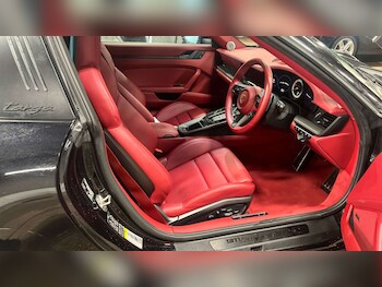 Used Porsche 911 2022 for sale - 76220588: Photo 2
