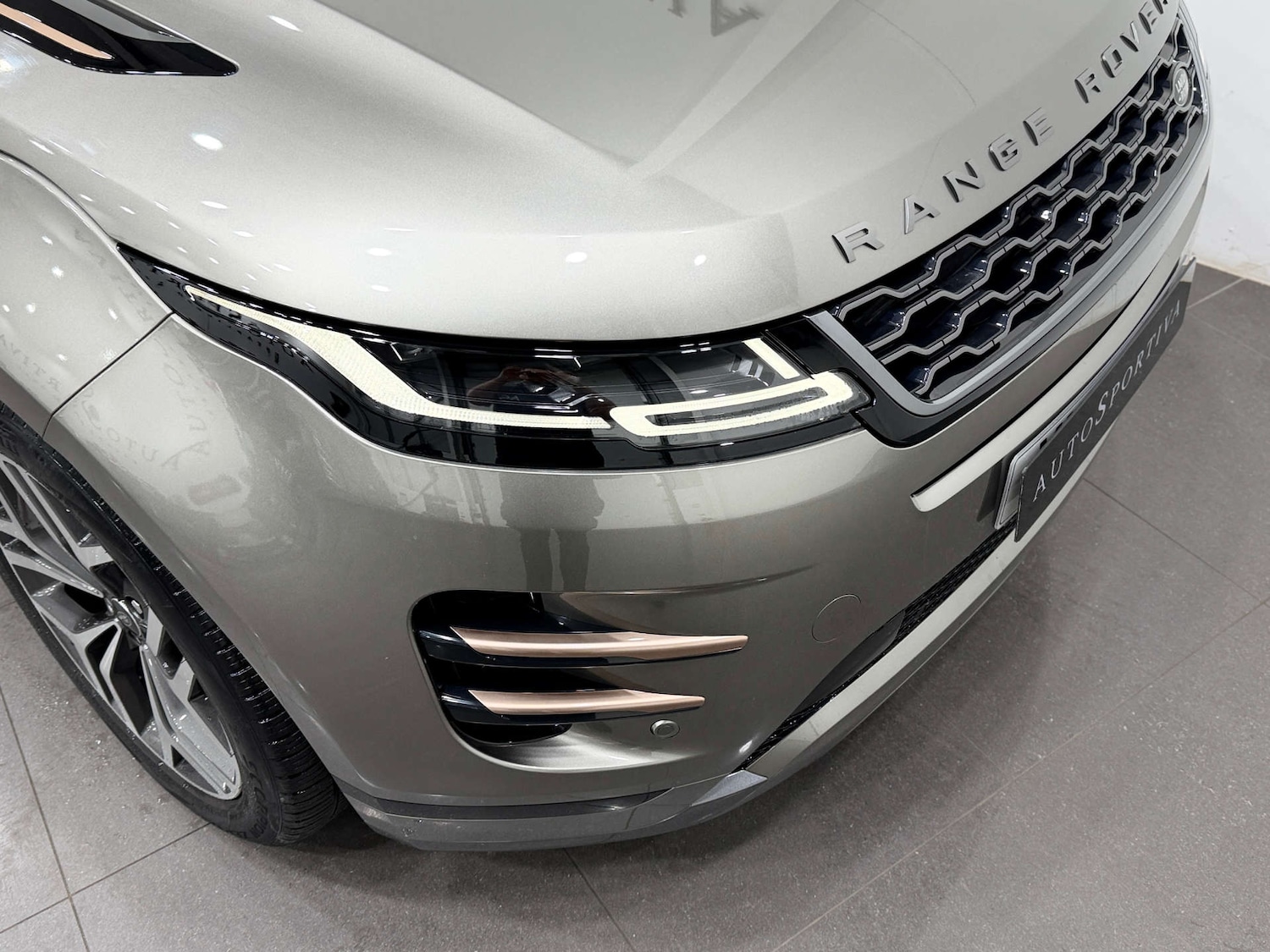Used Land Rover Range Rover Evoque 2021 for sale - 76739858: Photo 33