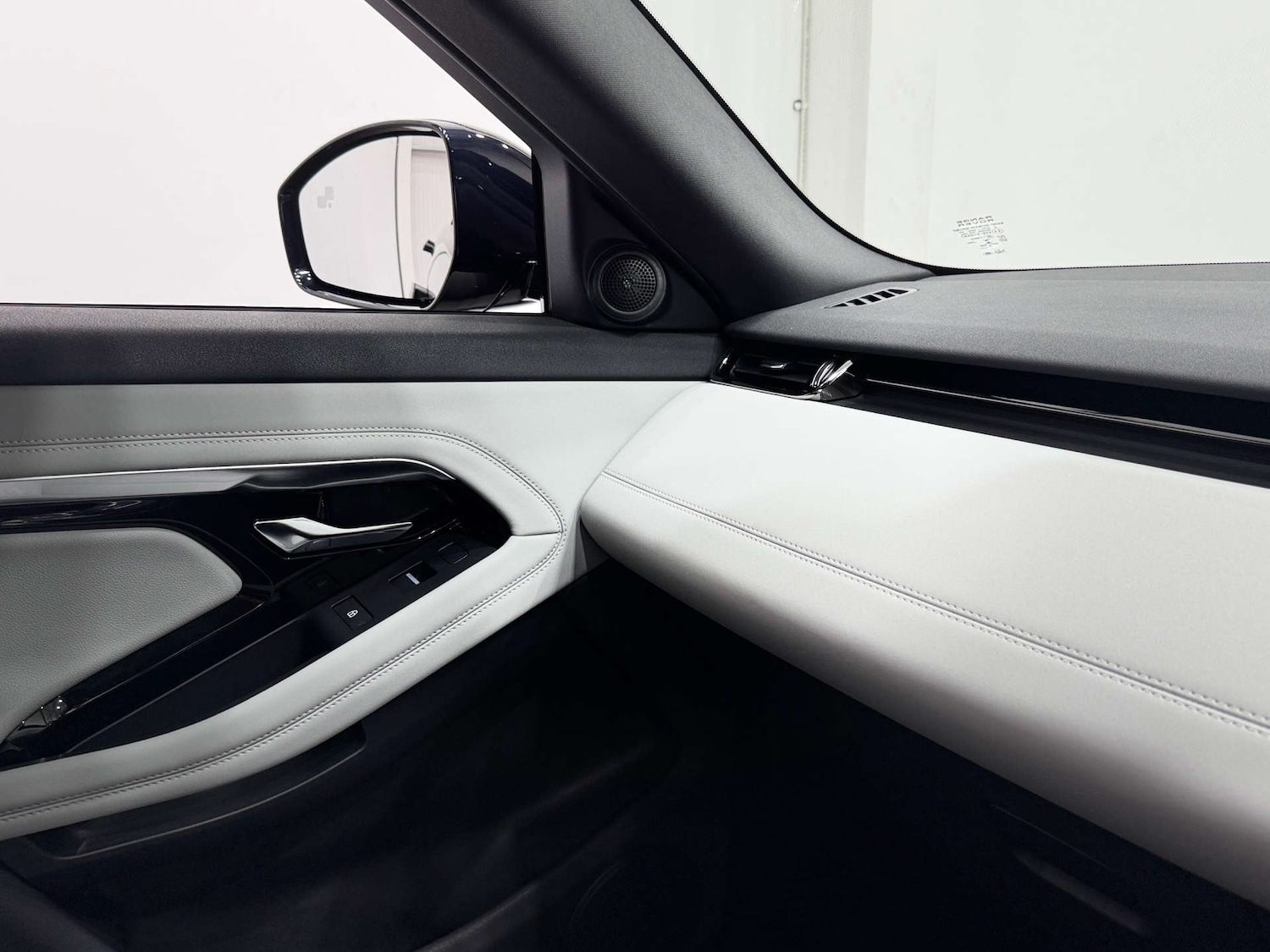 Used Land Rover Range Rover Evoque 2021 for sale - 76739858: Photo 35