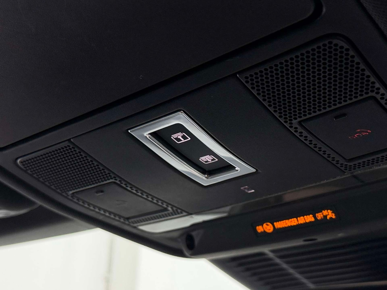 Used Land Rover Range Rover Evoque 2021 for sale - 76739858: Photo 40