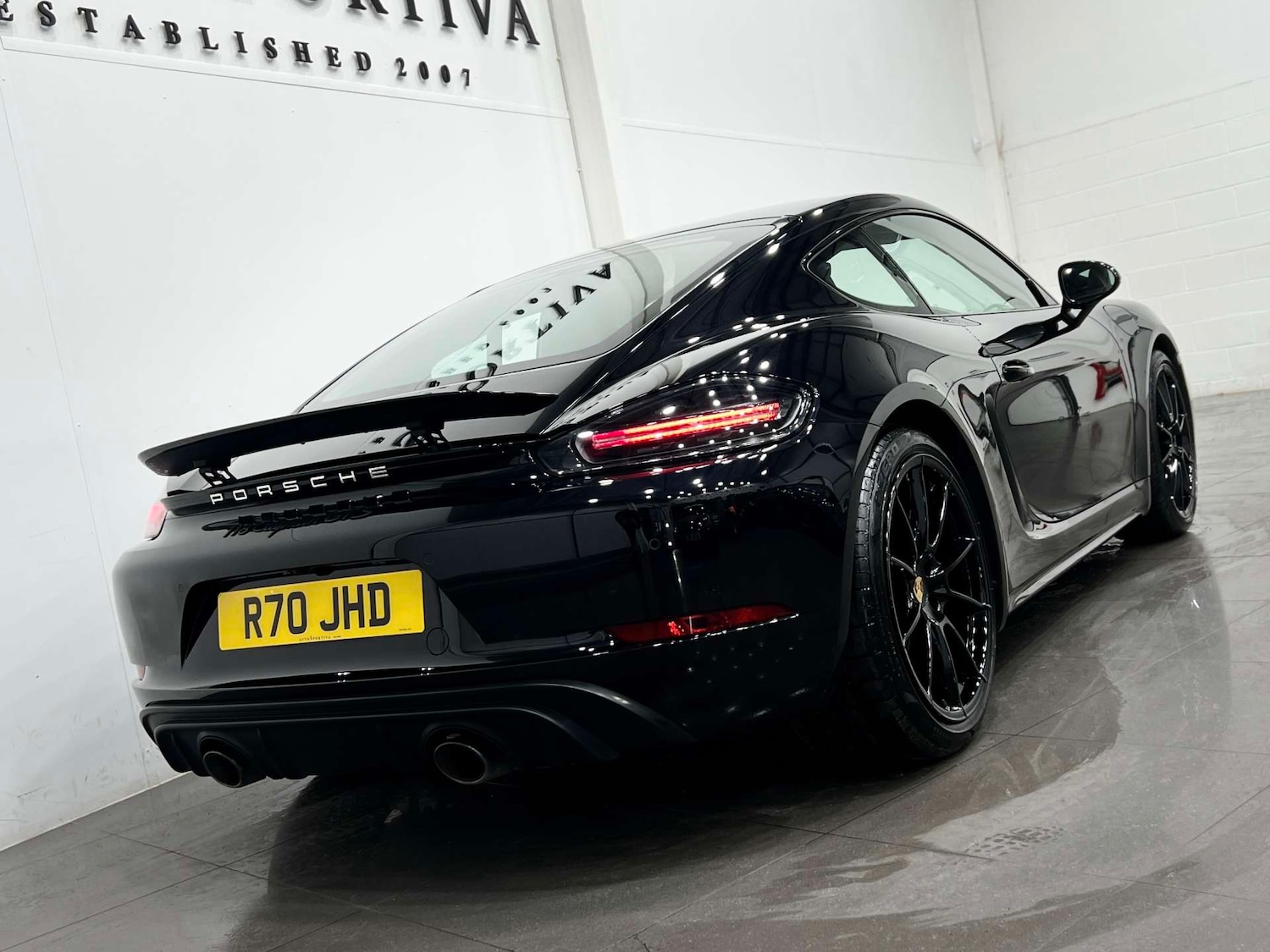 Used Porsche Cayman 2021 for sale - 77833841: Photo 26