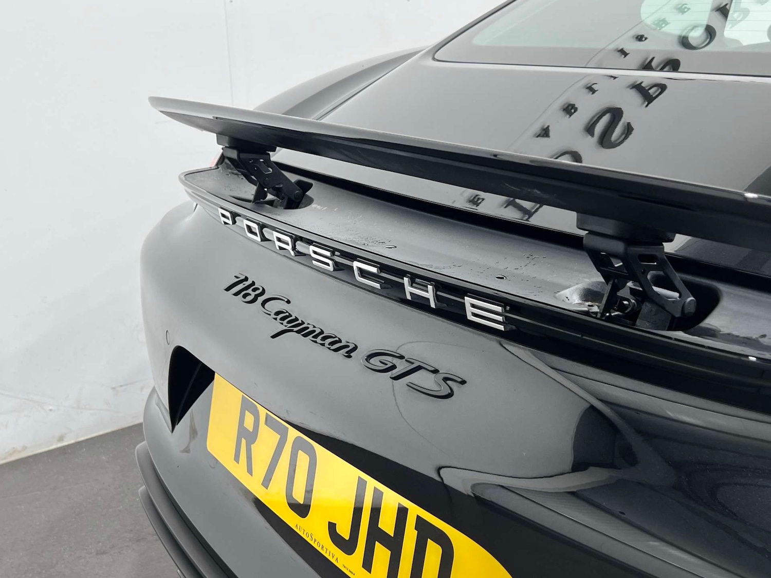 Used Porsche Cayman 2021 for sale - 77833841: Photo 27