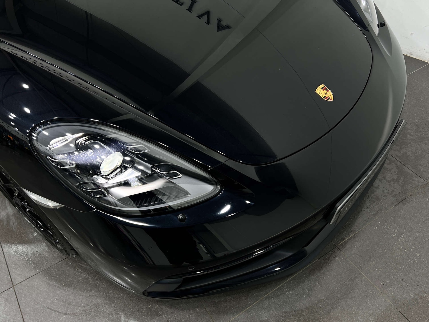 Used Porsche Cayman 2021 for sale - 77833841: Photo 31