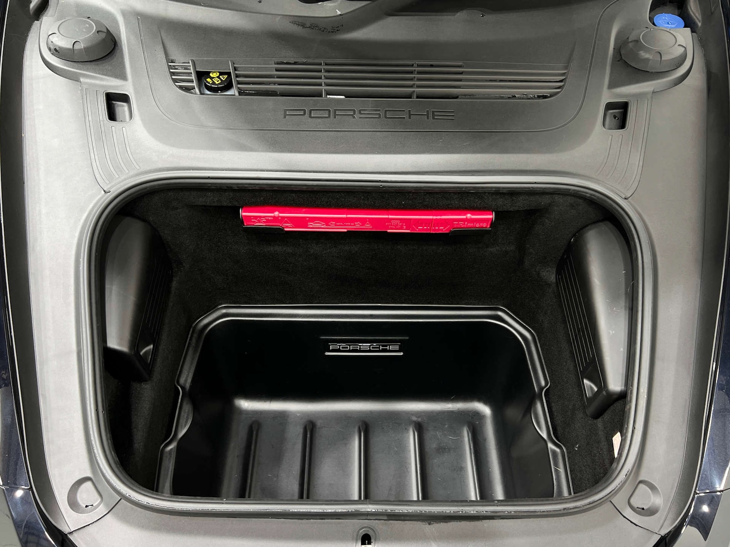 Used Porsche Cayman 2021 for sale - 77833841: Photo 34