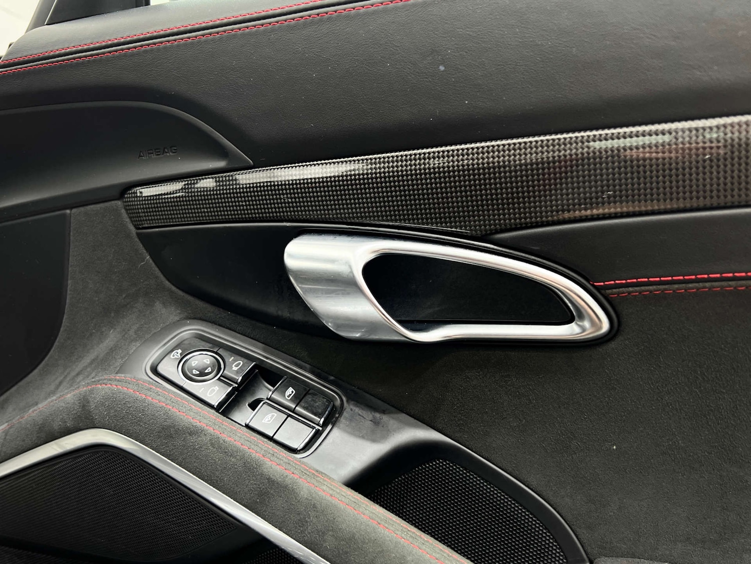 Used Porsche Cayman 2021 for sale - 77833841: Photo 38