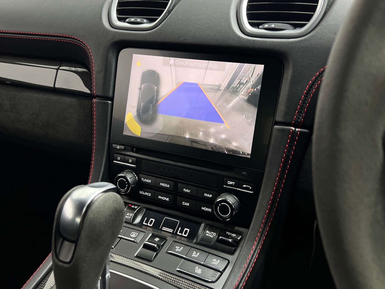 Used Porsche Cayman 2021 for sale - 77833841: Photo 44