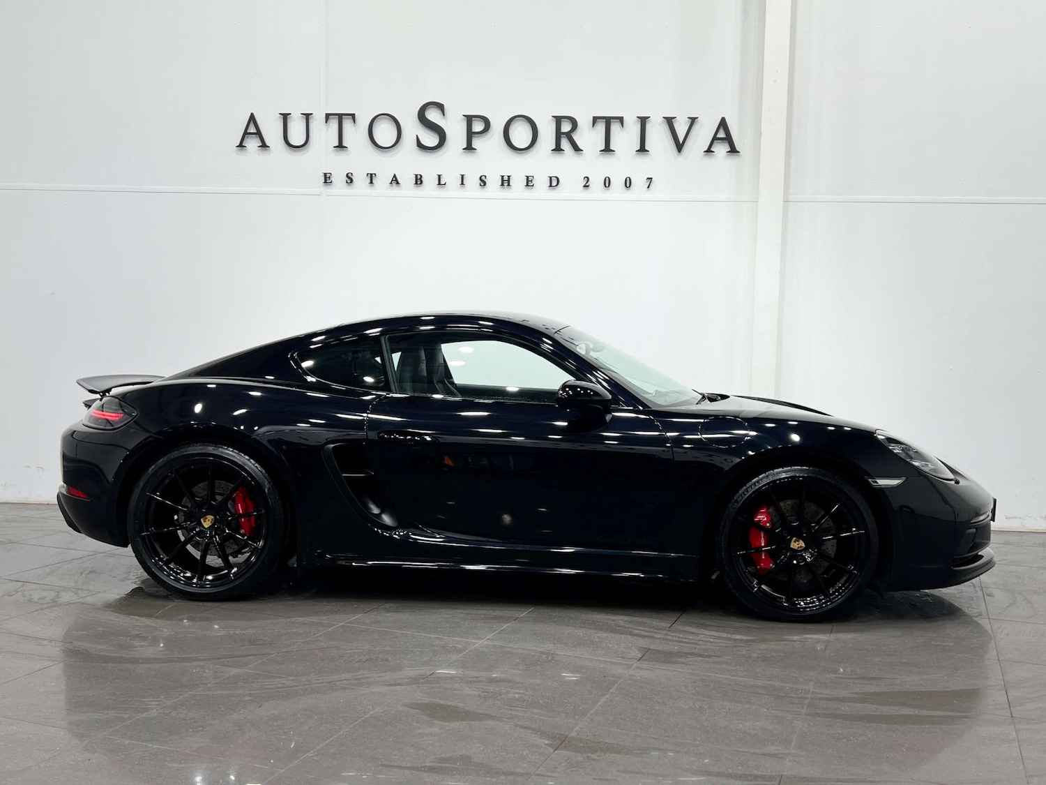 Used Porsche Cayman 2021 for sale - 77833841: Photo 8