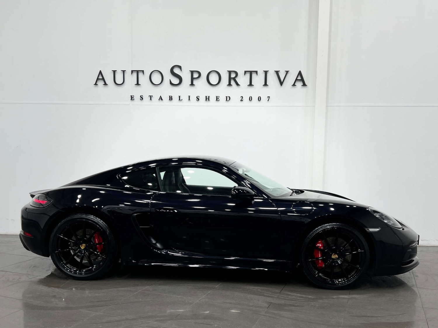Used Porsche Cayman 2021 for sale - 77833841: Photo 9
