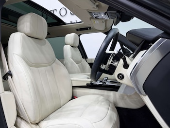 Used Land Rover Range Rover 2023 for sale - 77833952: Photo