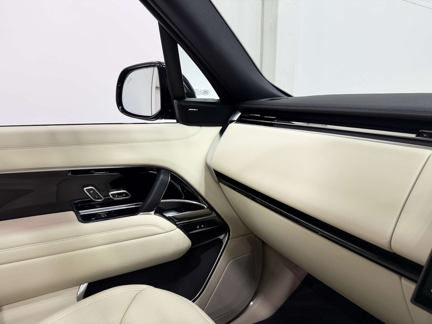 Used Land Rover Range Rover 2023 for sale - 77833952: Photo 40