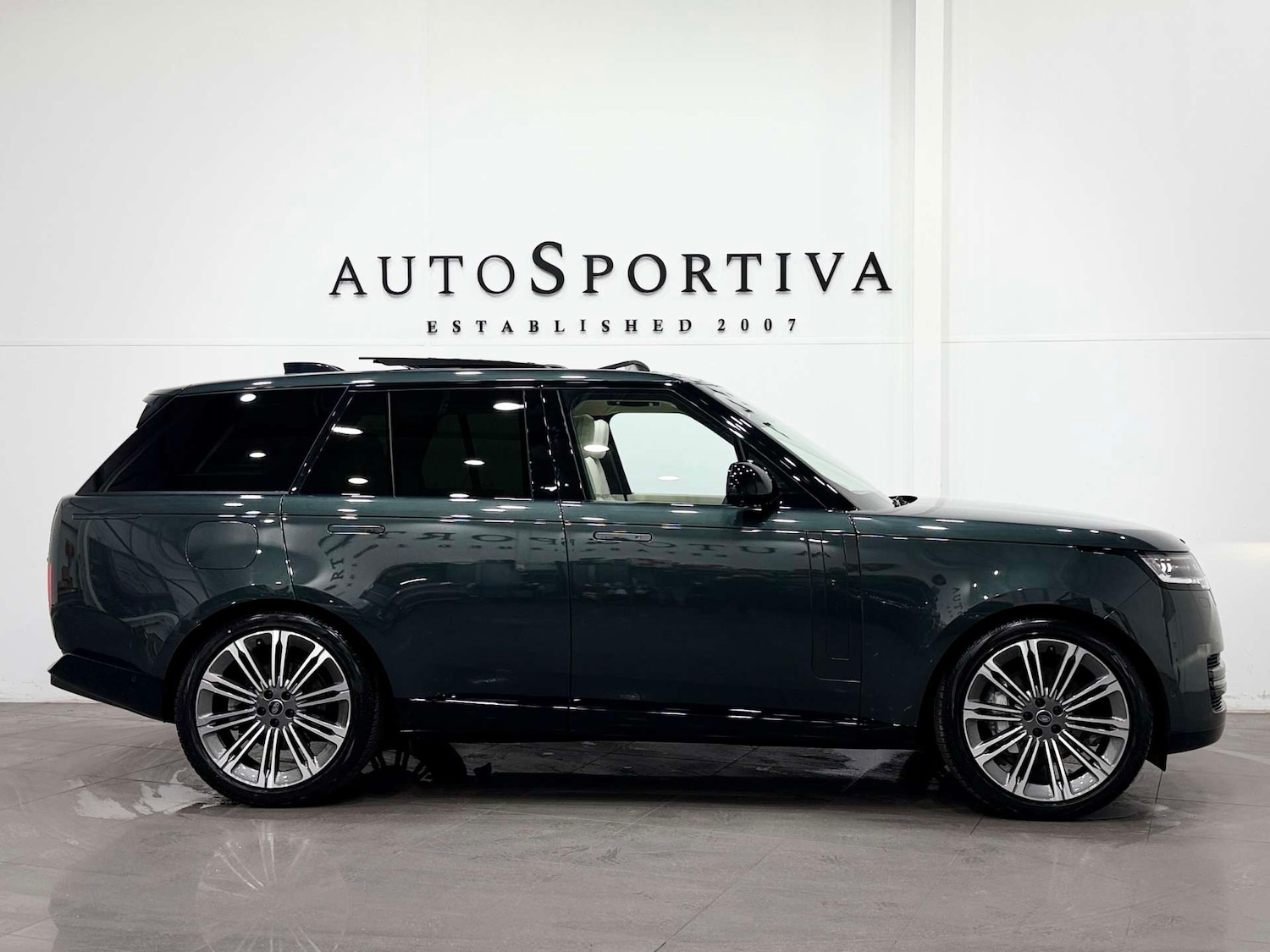 Used Land Rover Range Rover 2023 for sale - 77833952: Photo 7