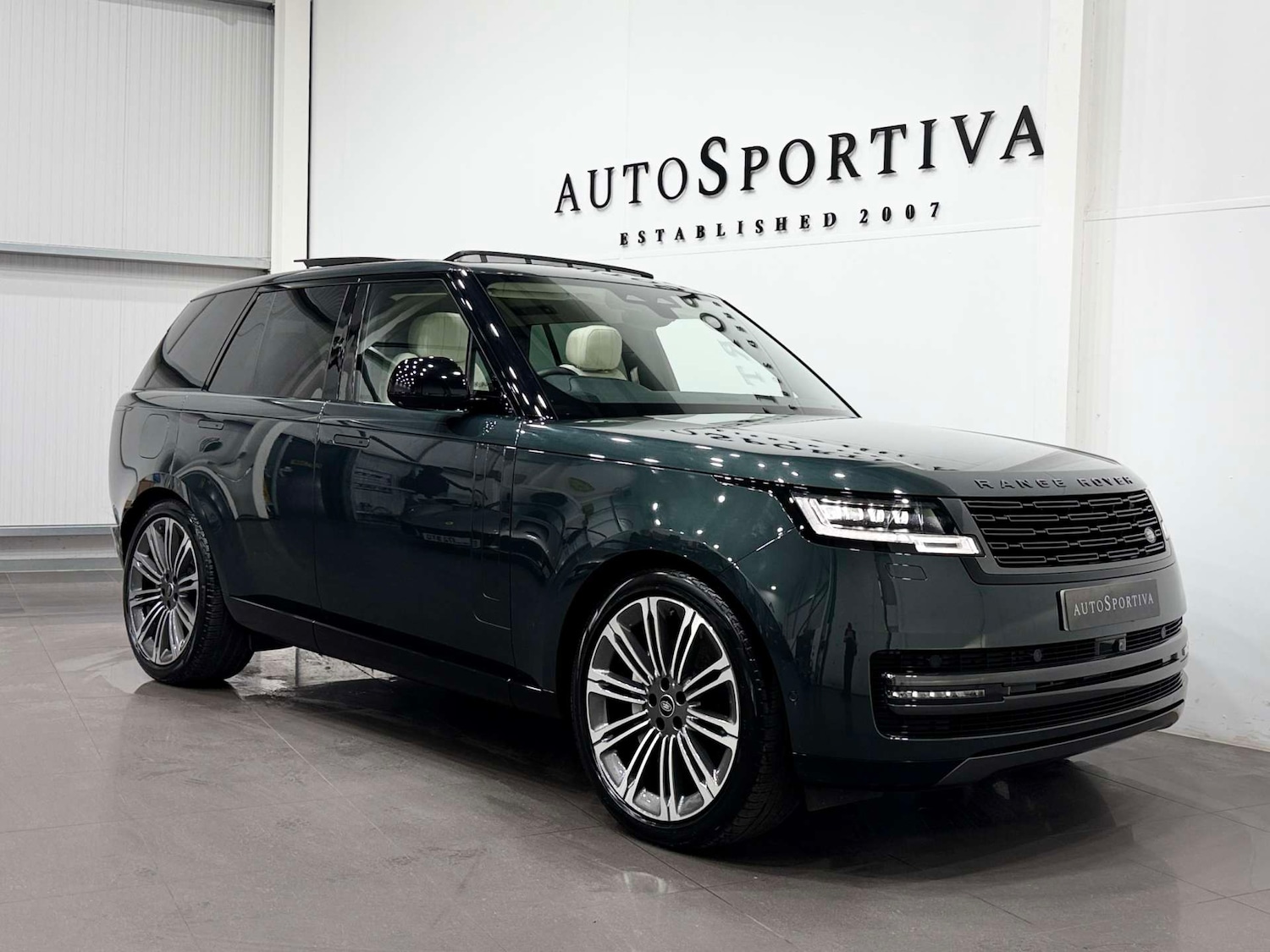 Used Land Rover Range Rover 2023 for sale - 77833952: Photo 8