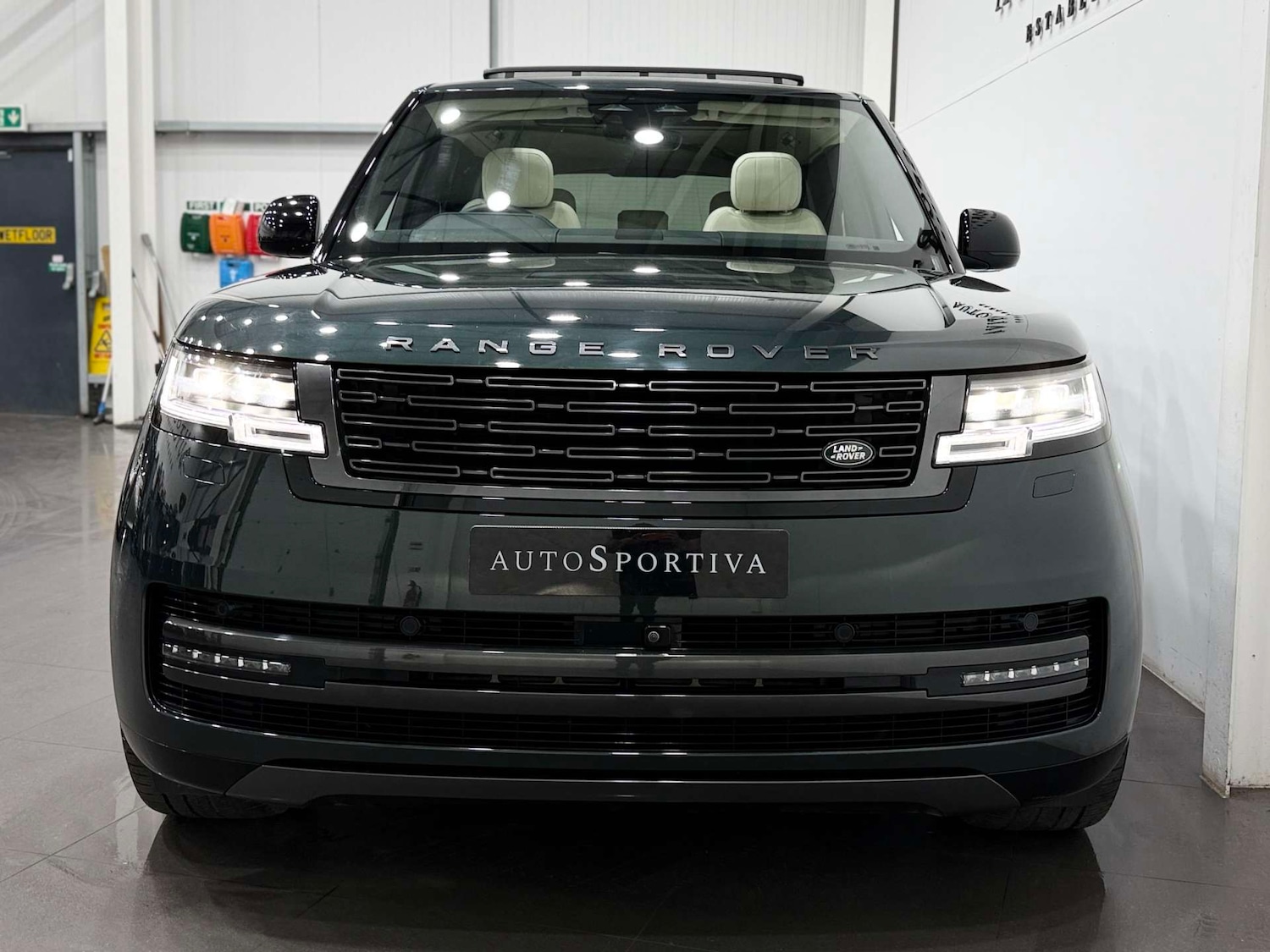 Used Land Rover Range Rover 2023 for sale - 77833952: Photo 9