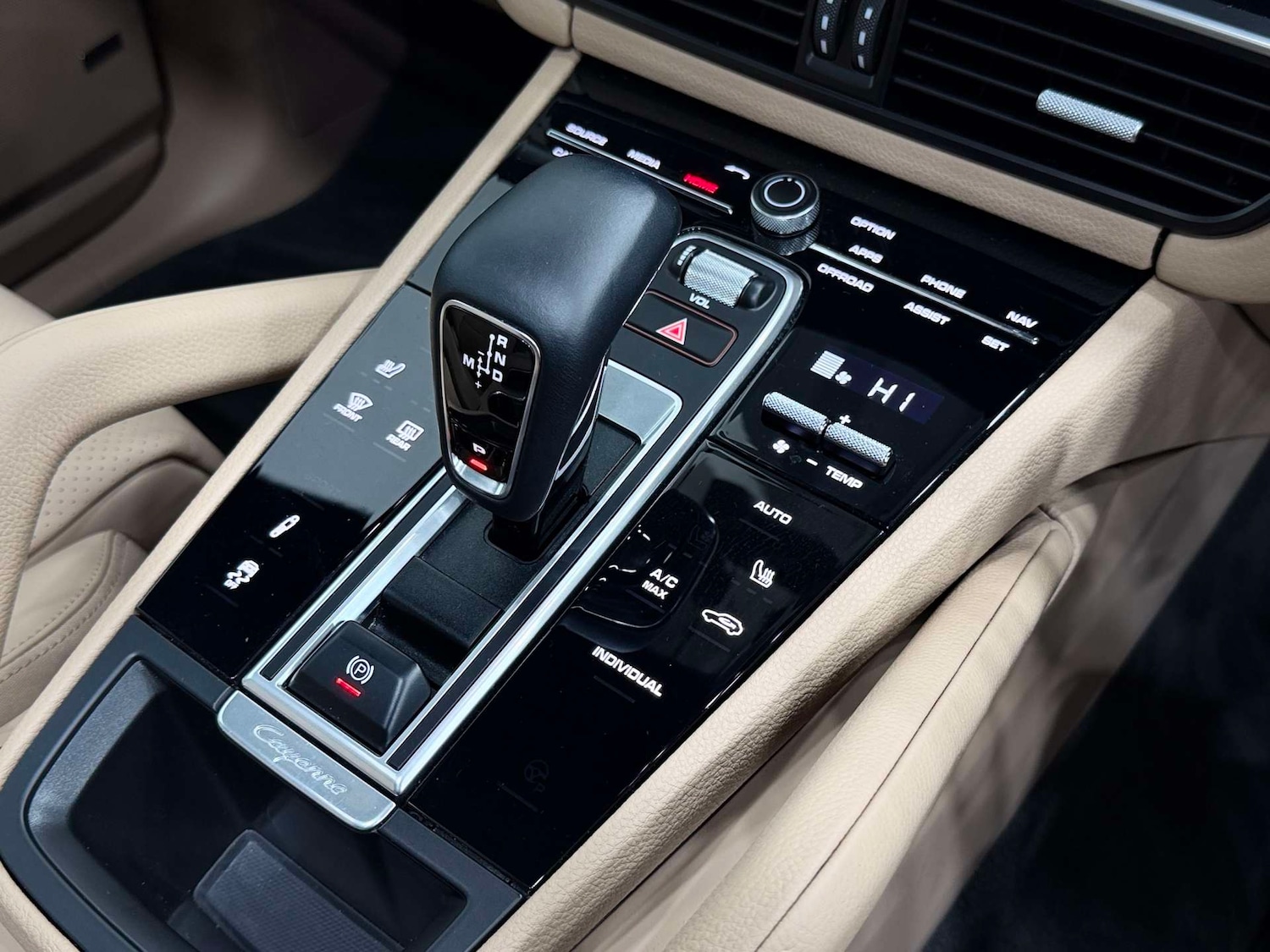 Used Porsche Cayenne 2022 for sale - 77833863: Photo 55