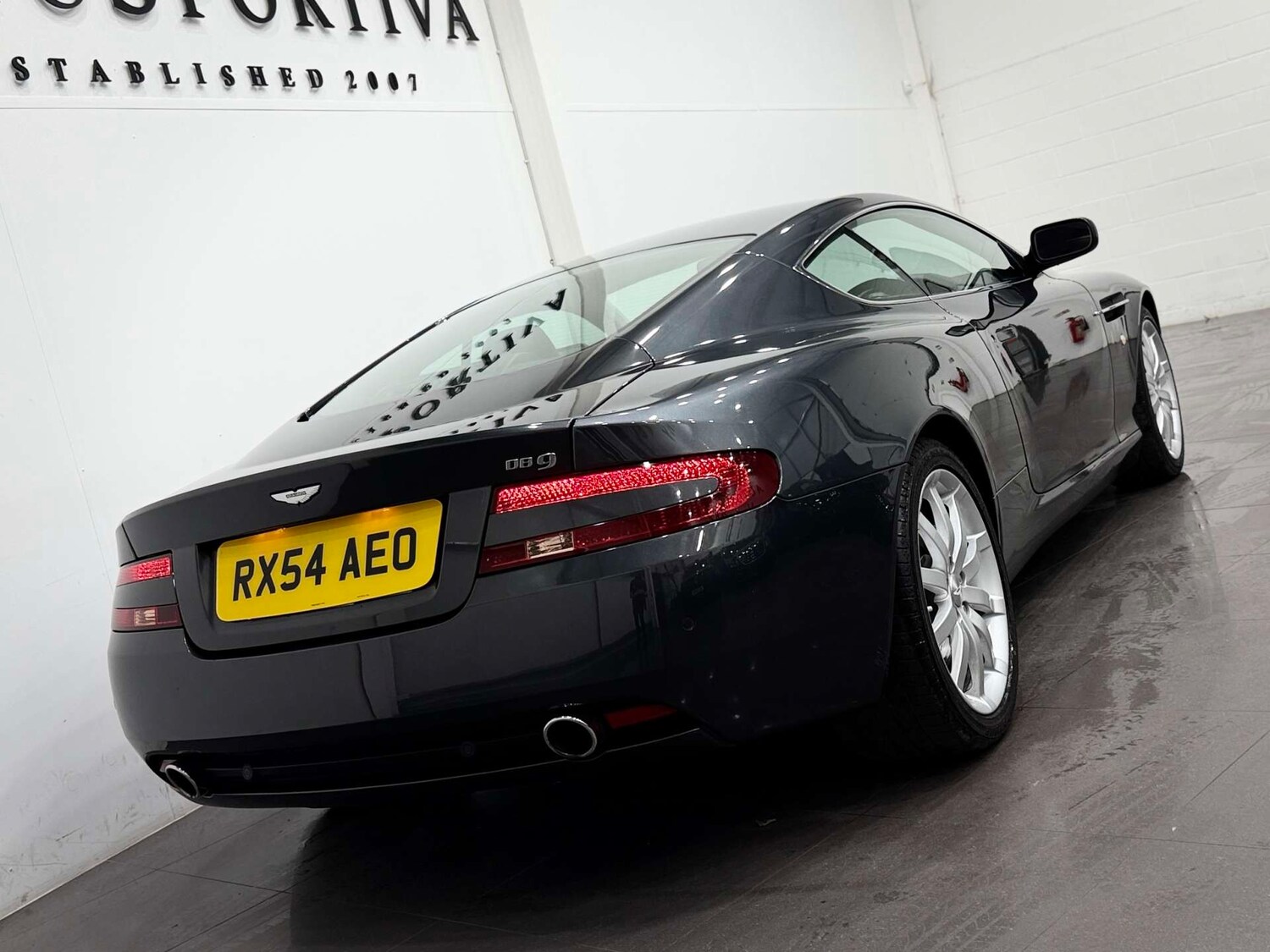 Used Aston Martin DB9 2004 for sale - 77833846: Photo 15