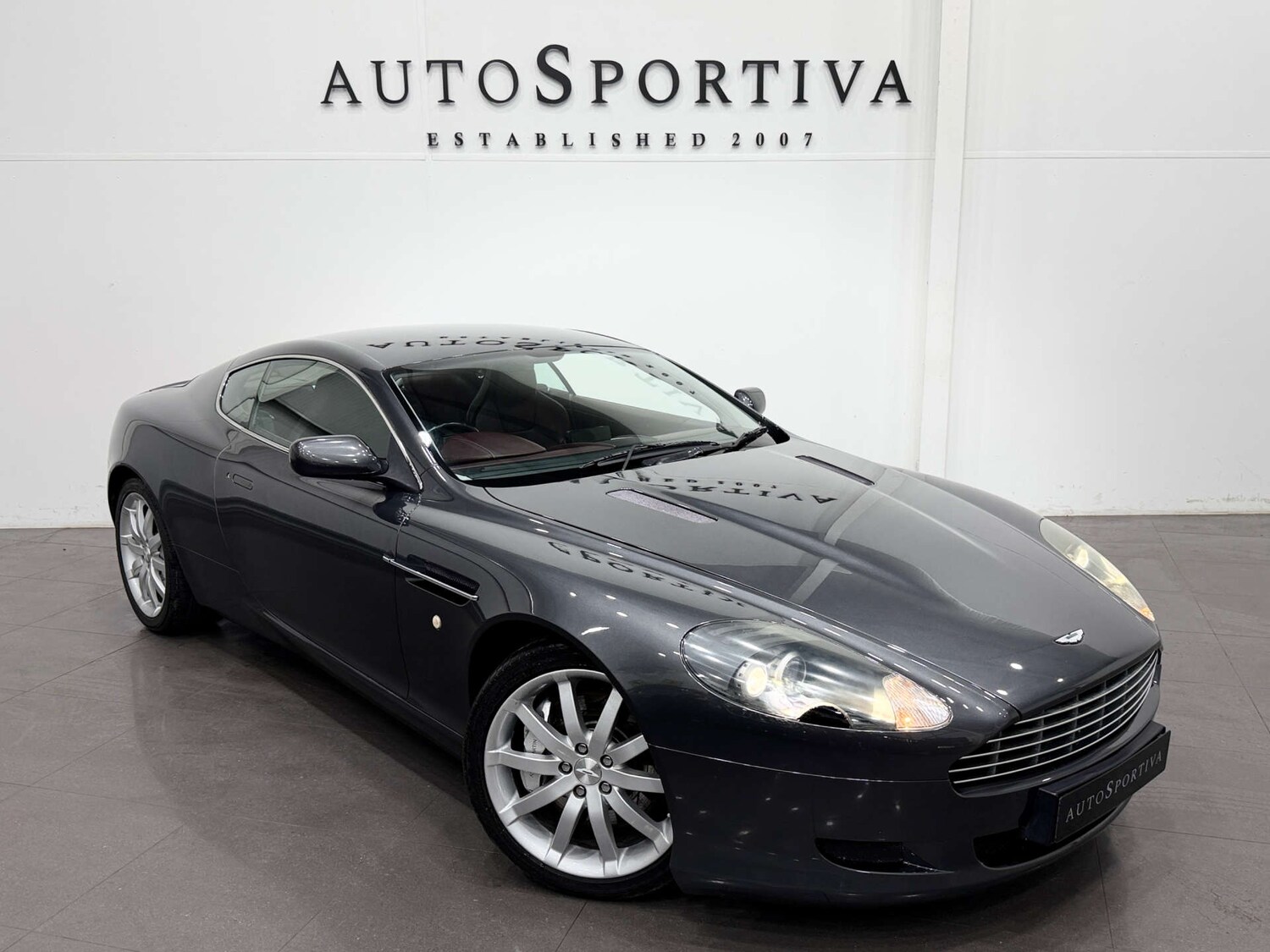 Used Aston Martin DB9 2004 for sale - 77833846: Photo 41