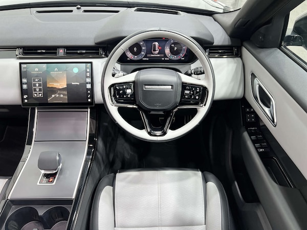 Used Land Rover Range Rover Velar 2023 for sale - 76277637: Photo 22
