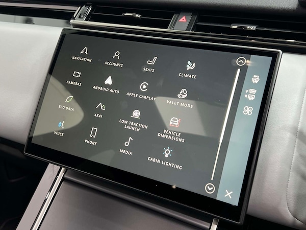 Used Land Rover Range Rover Velar 2023 for sale - 76277637: Photo 46