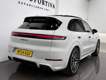 Used Porsche Cayenne 2024 for sale - 79720588: Photo