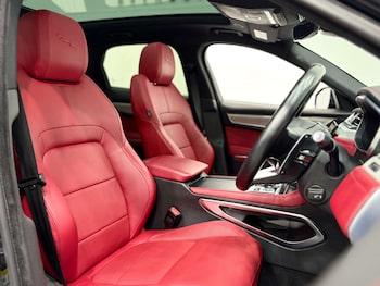 Used Jaguar F-Pace 2021 for sale - 76197230: Photo 2