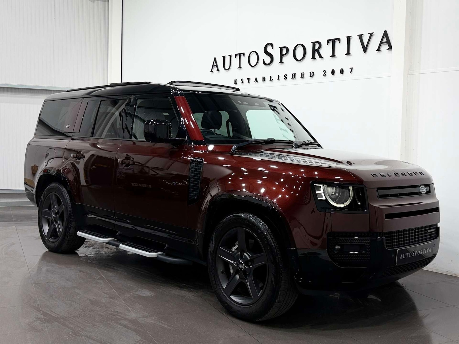 Used Land Rover Defender 2023 for sale - 77920638: Photo 7