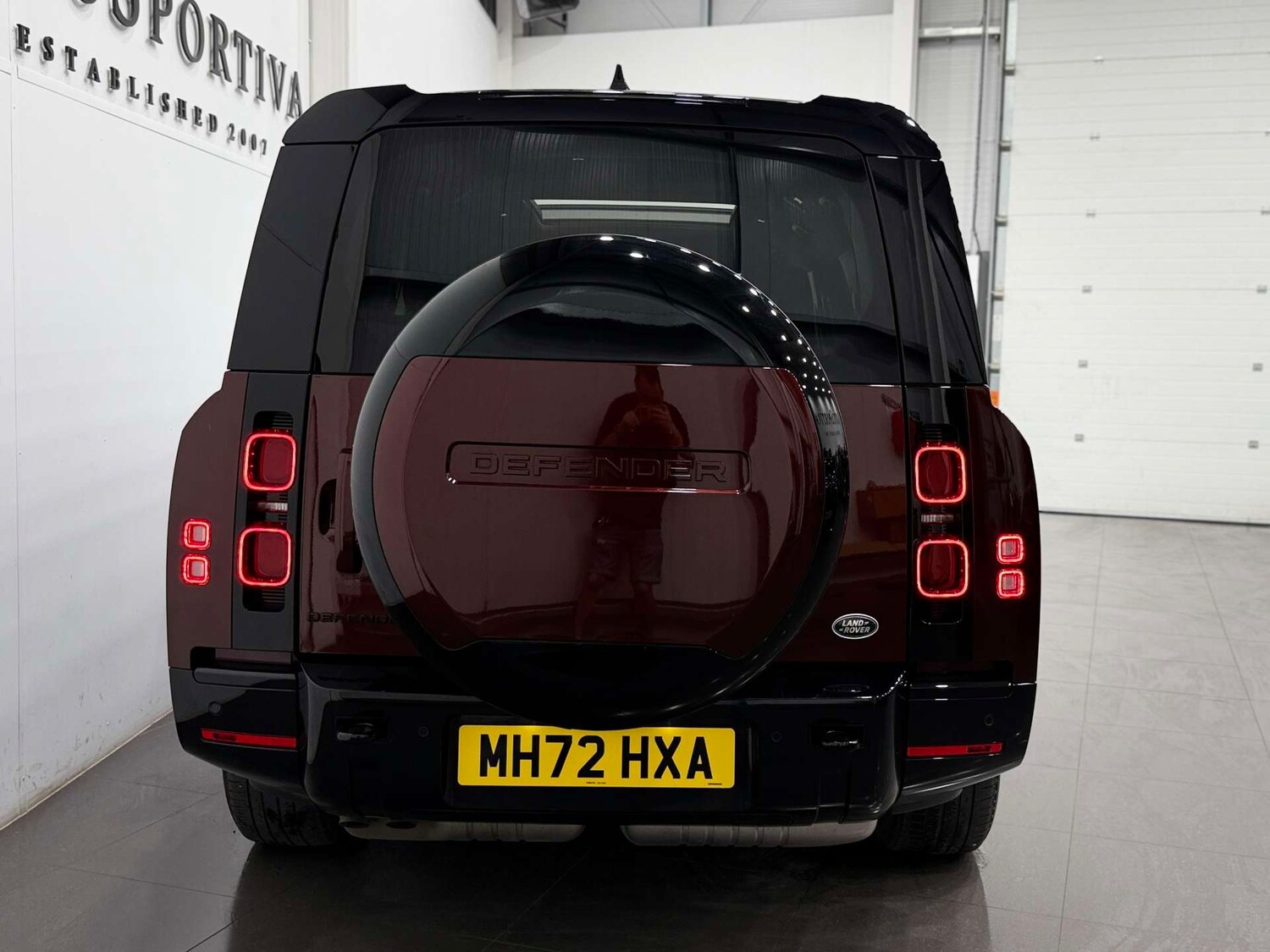 Used Land Rover Defender 2023 for sale - 77920638: Photo 9