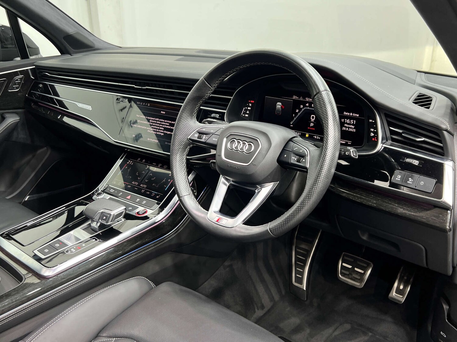 Used Audi Q7 2023 for sale - 76068167: Photo 42