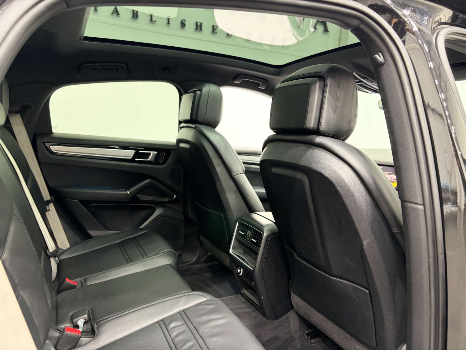 Used Porsche Cayenne 2022 for sale - 77833880: Photo 21