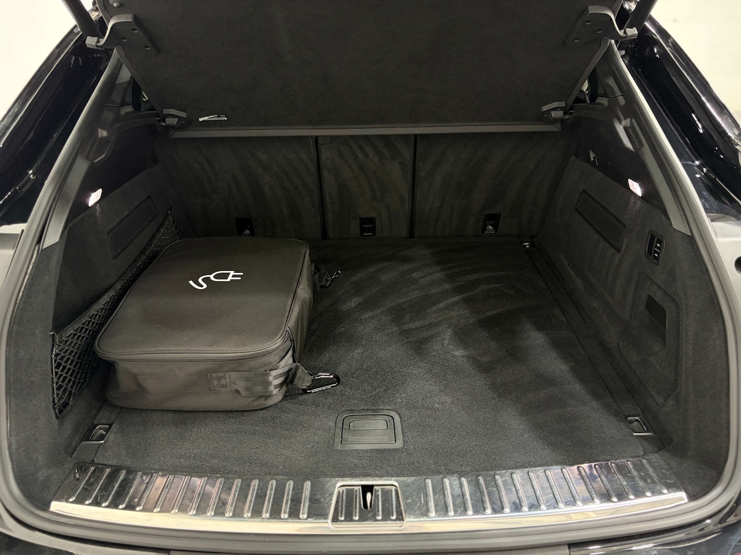 Used Porsche Cayenne 2022 for sale - 77833880: Photo 40