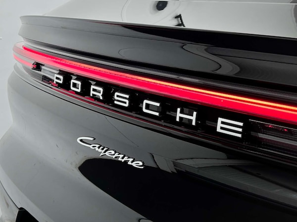 Used Porsche Cayenne 2023 for sale - 76144412: Photo 30