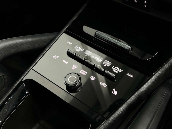 Used Porsche Cayenne 2023 for sale - 76144412: Photo 53