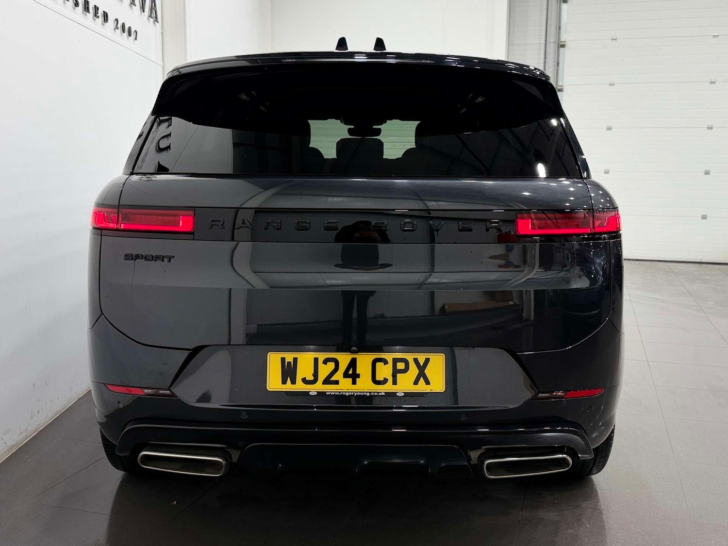 Used Land Rover Range Rover Sport 2024 for sale - 77833908: Photo 10