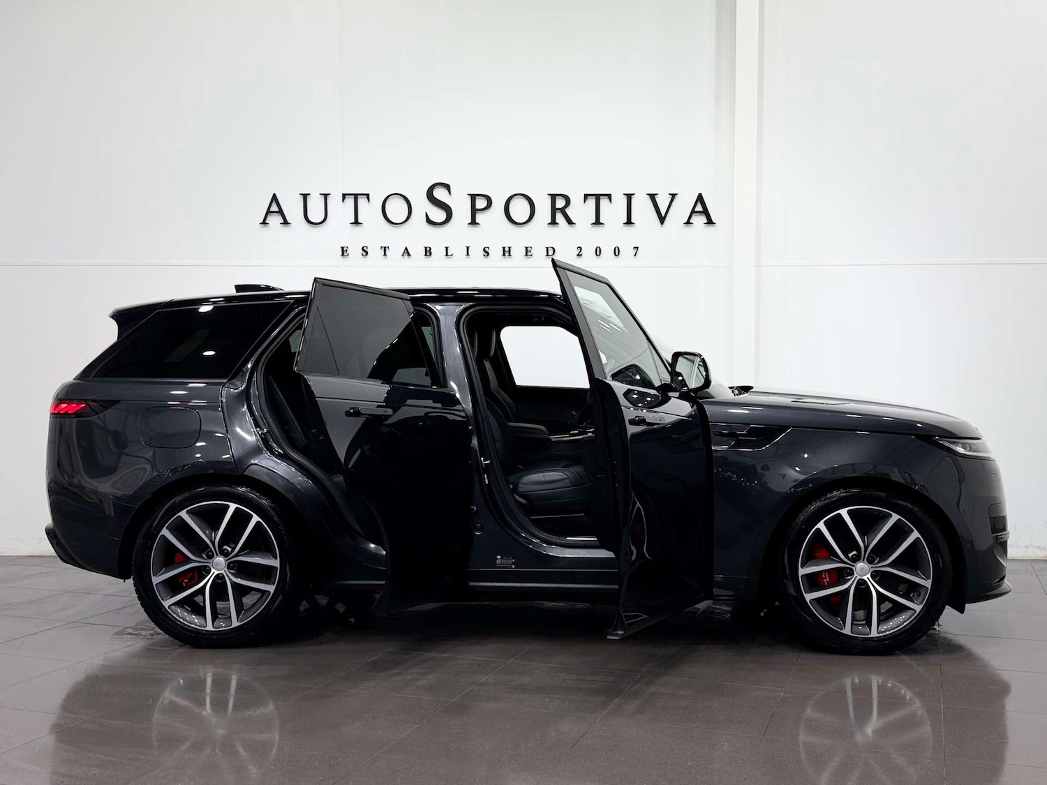 Used Land Rover Range Rover Sport 2024 for sale - 77833908: Photo 15