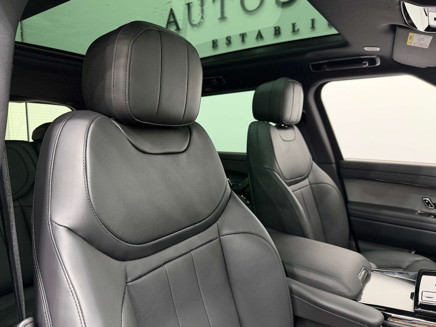 Used Land Rover Range Rover Sport 2024 for sale - 77833908: Photo 34