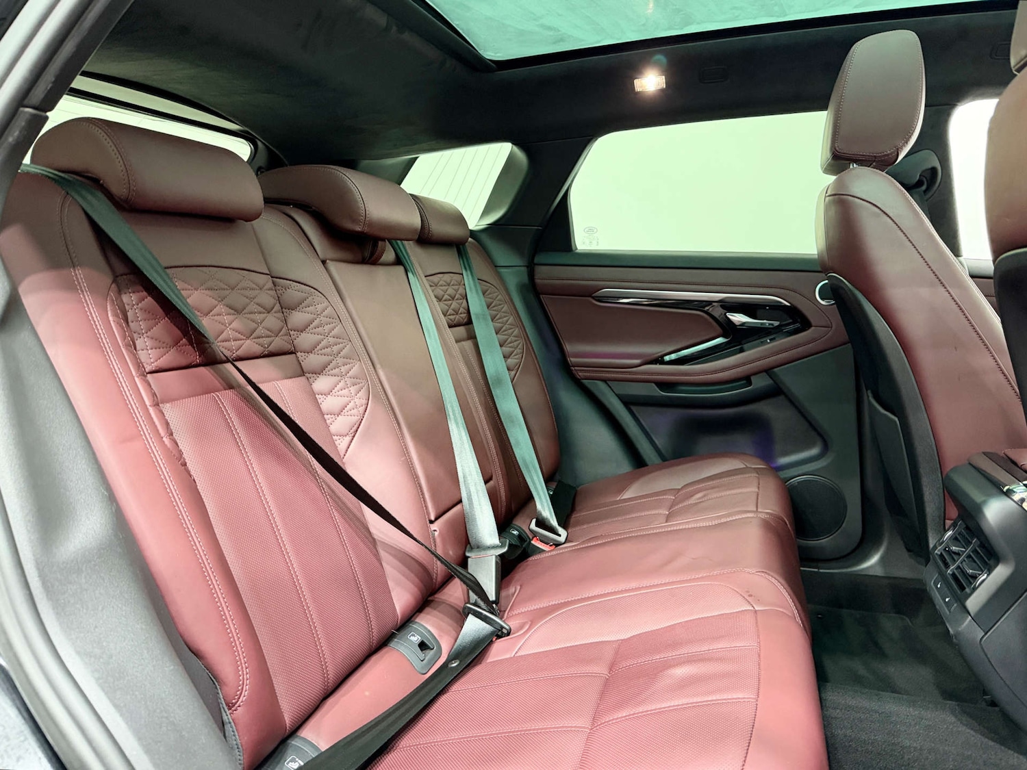 Used Land Rover Range Rover Evoque 2023 for sale - 76737893: Photo 16