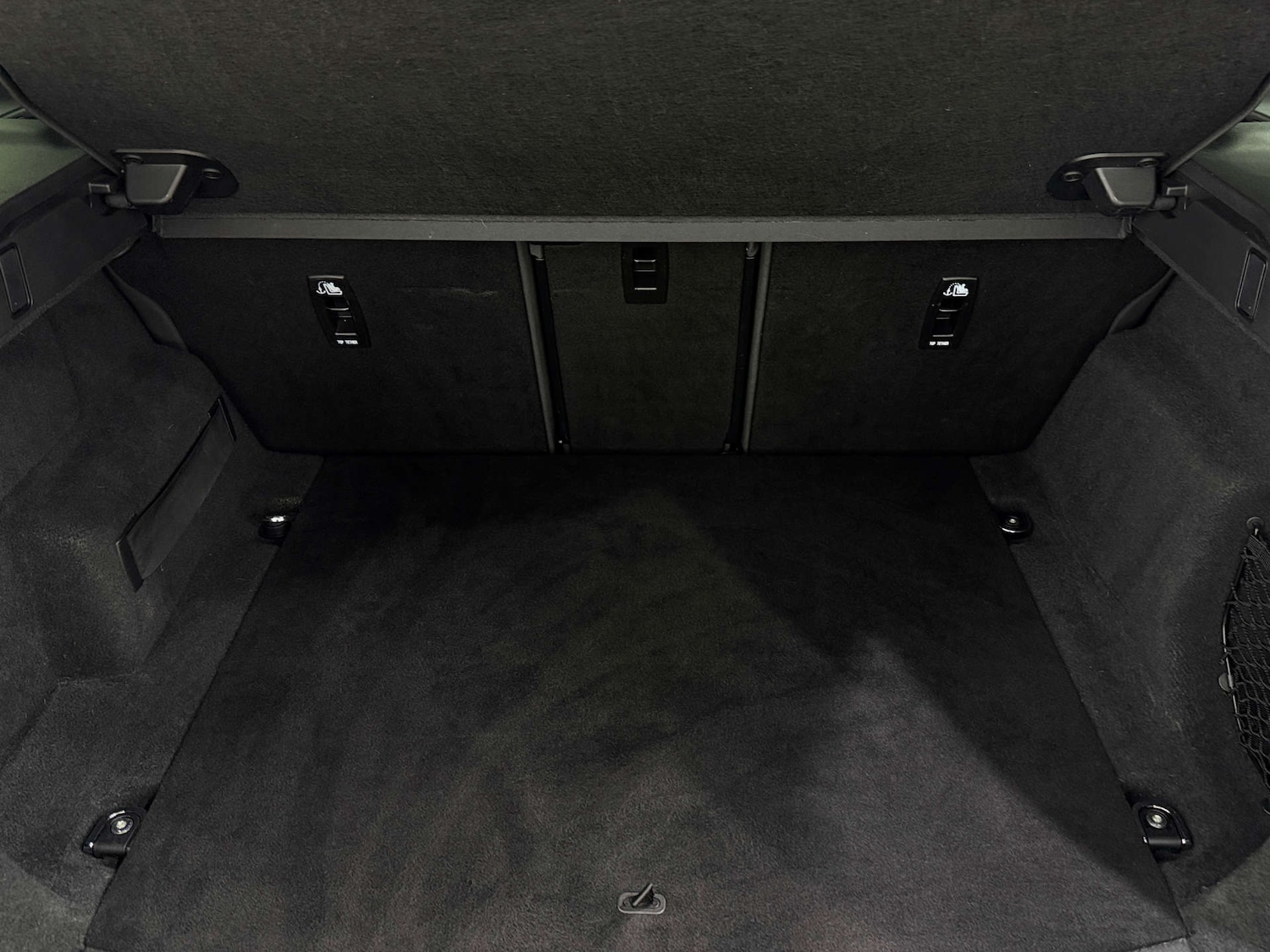 Used Land Rover Range Rover Evoque 2023 for sale - 76737893: Photo 29