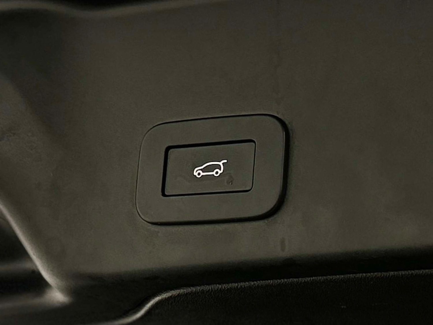 Used Land Rover Range Rover Evoque 2023 for sale - 76737893: Photo 32