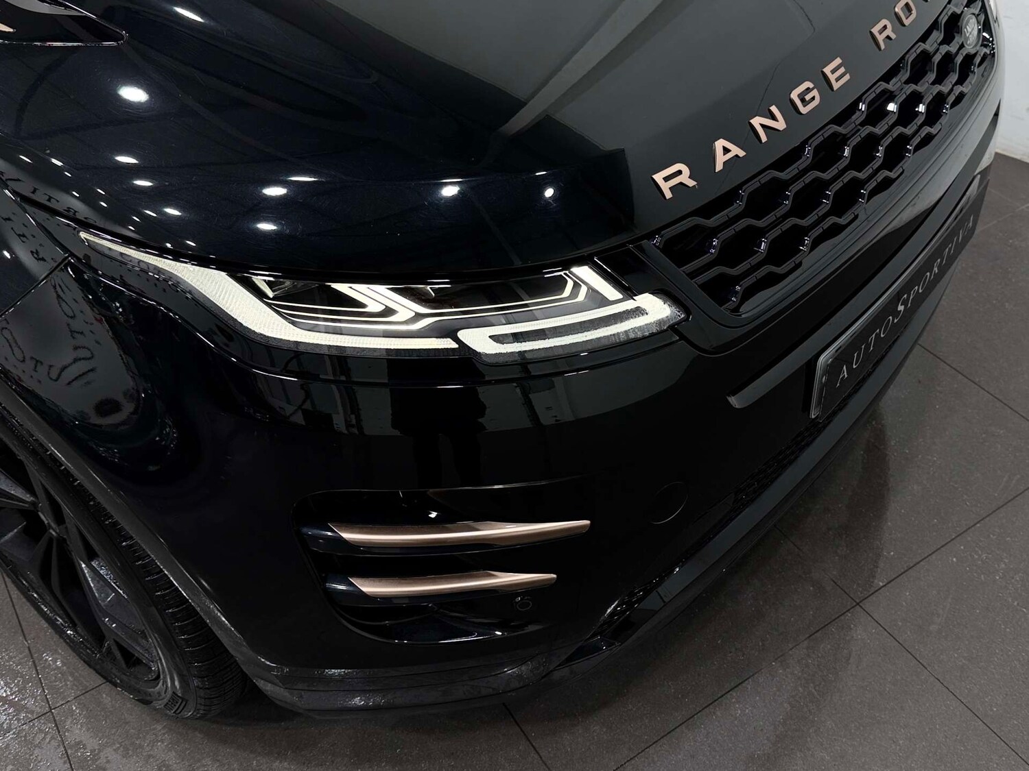 Used Land Rover Range Rover Evoque 2023 for sale - 76737893: Photo 34