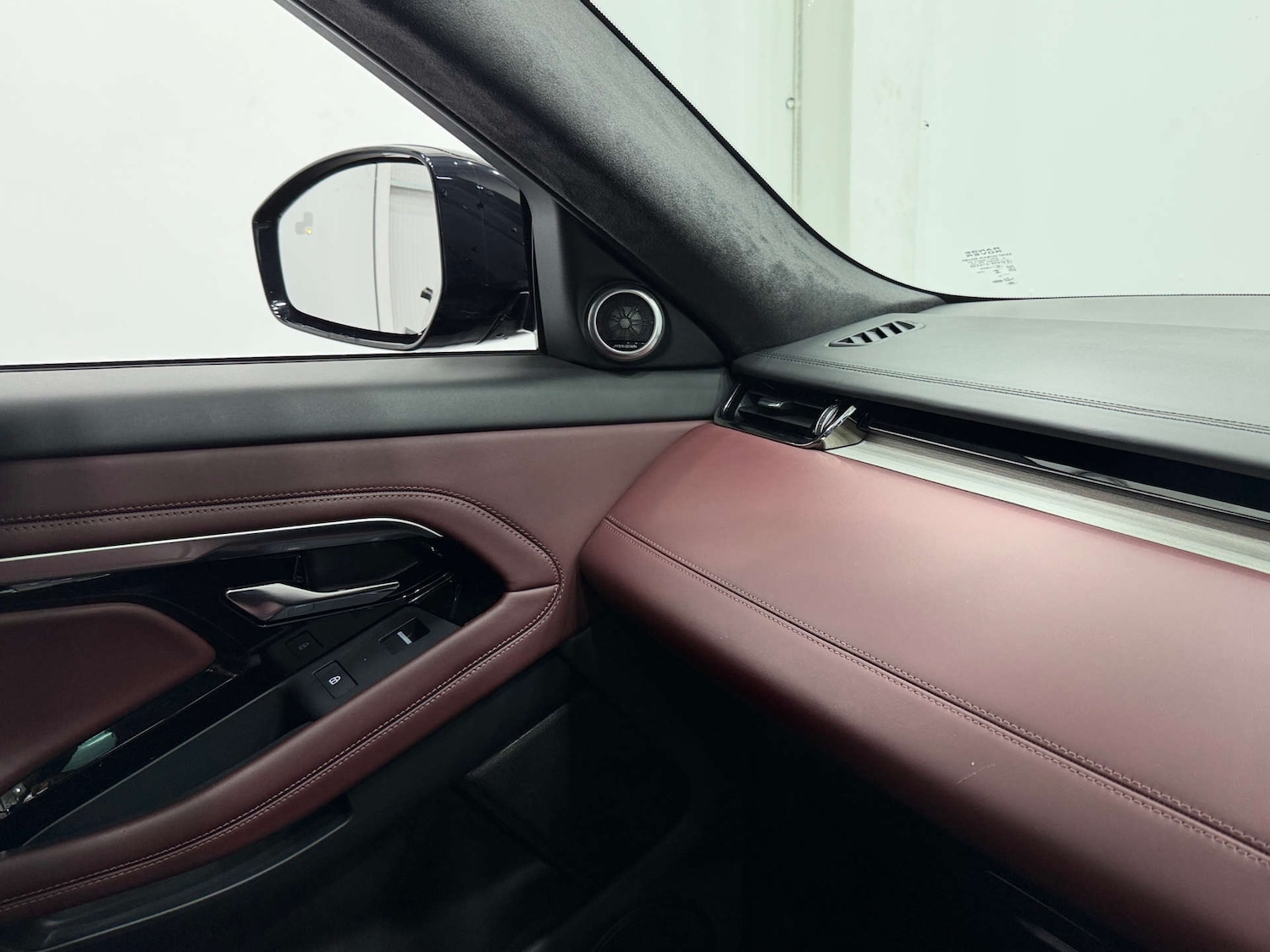 Used Land Rover Range Rover Evoque 2023 for sale - 76737893: Photo 36