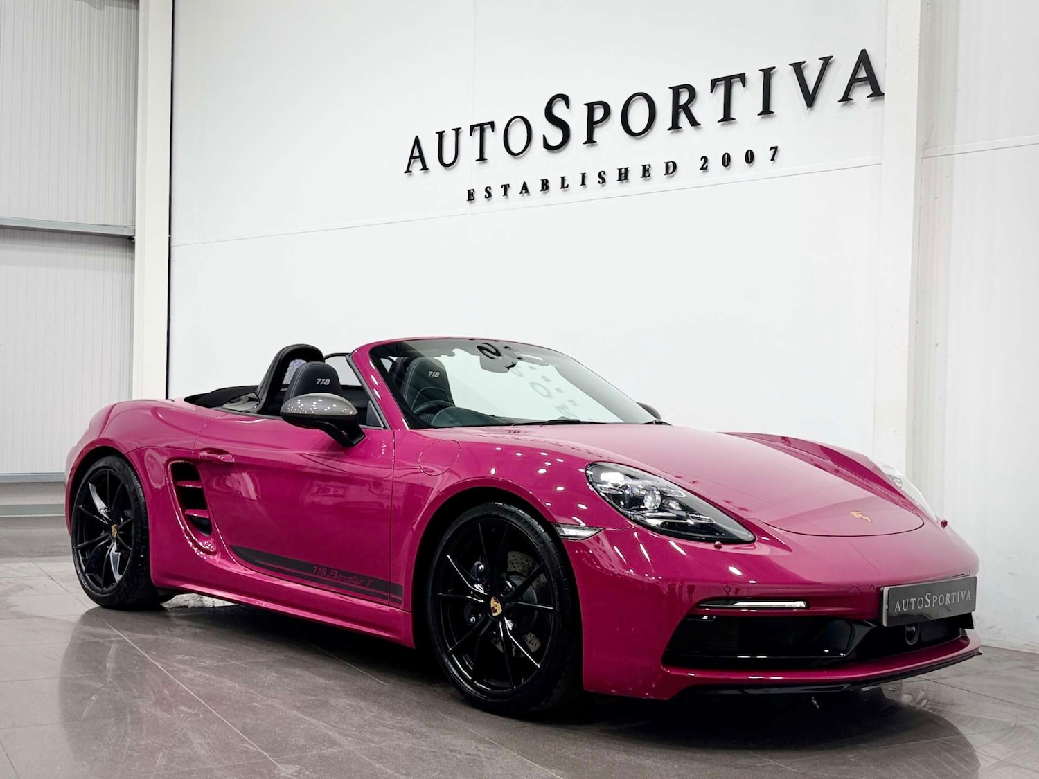 Used Porsche Other 2023 for sale - 77983800: Photo 10