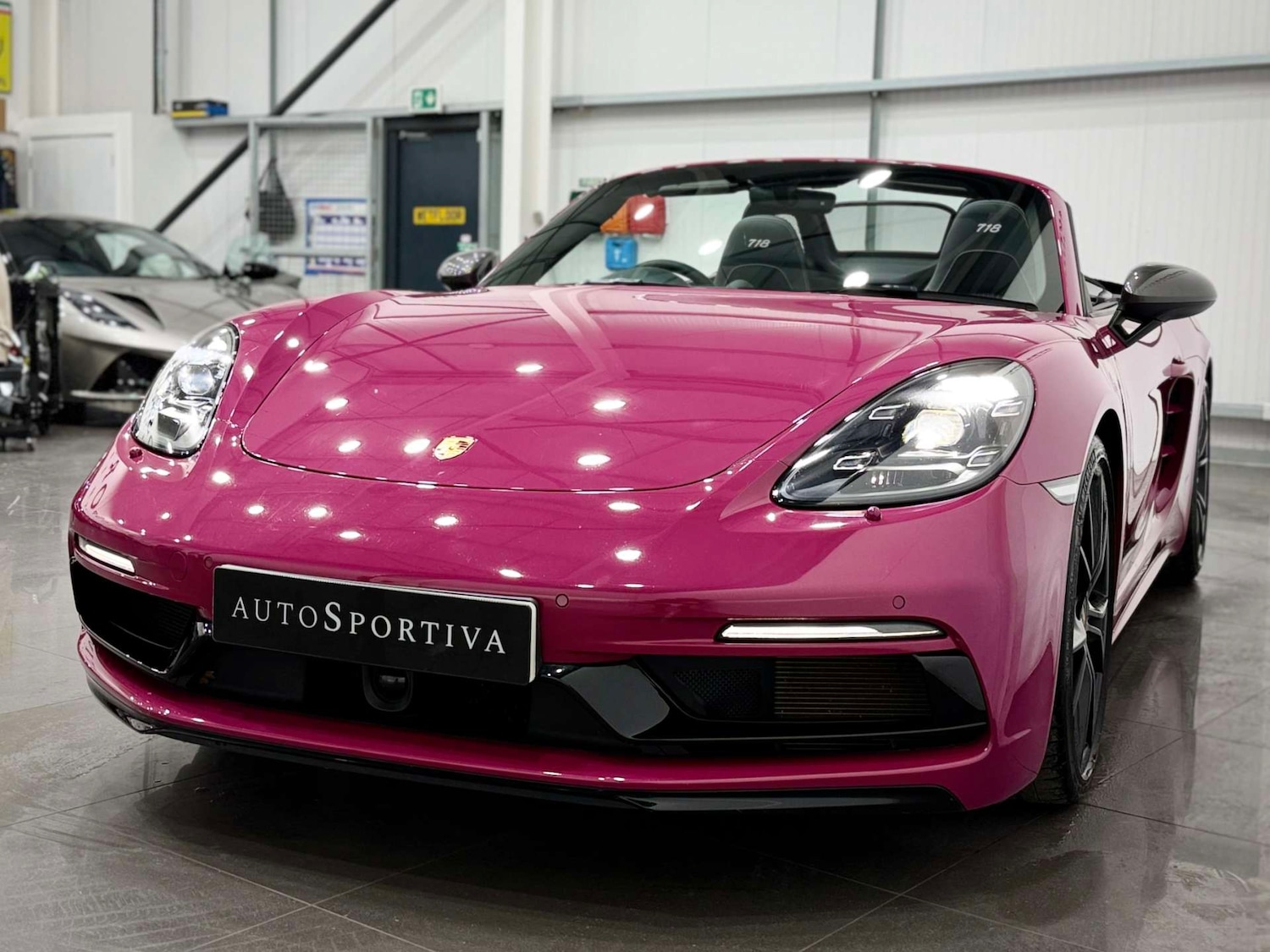 Used Porsche Other 2023 for sale - 77983800: Photo 15