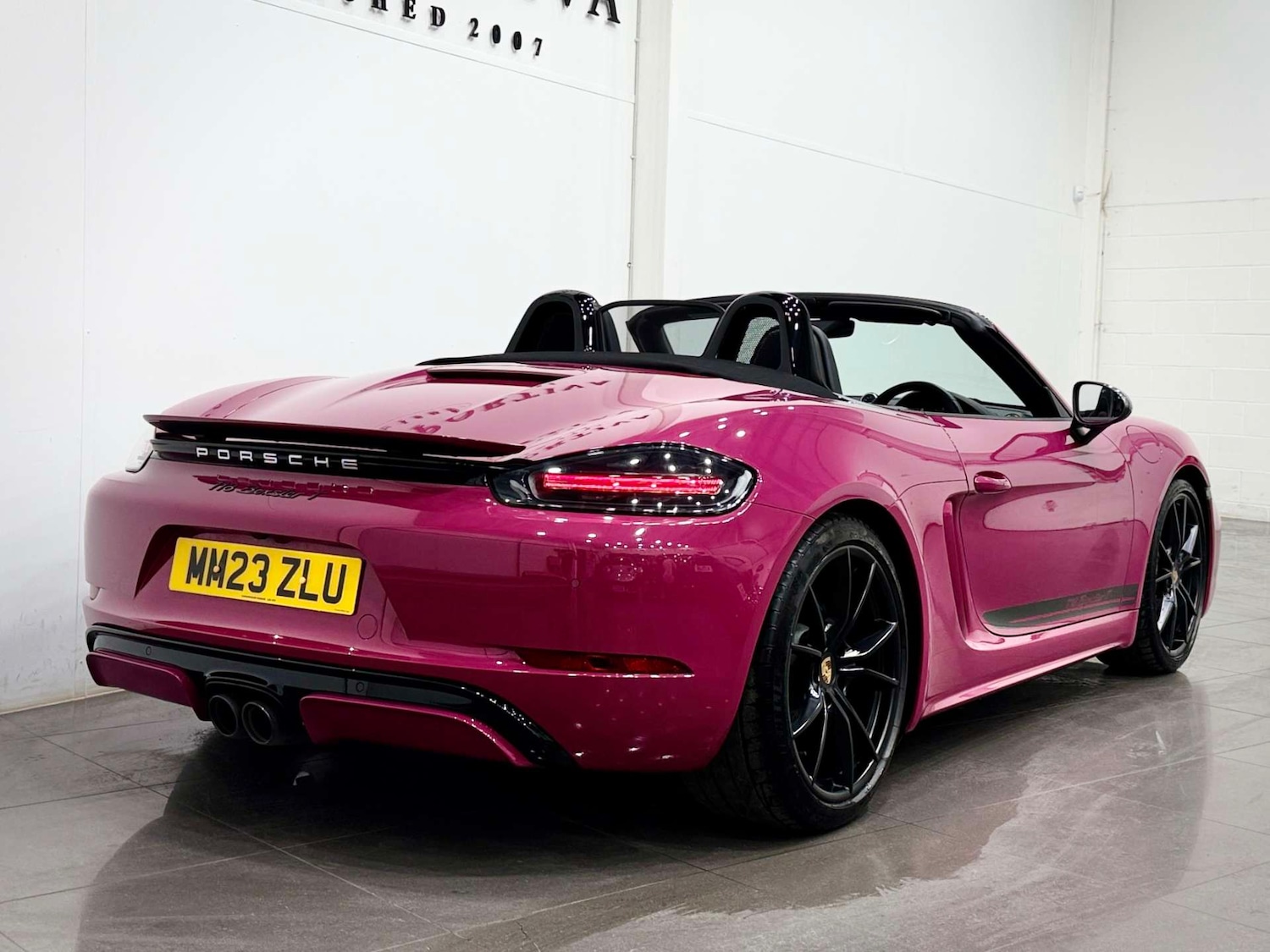 Used Porsche Other 2023 for sale - 77983800: Photo 6