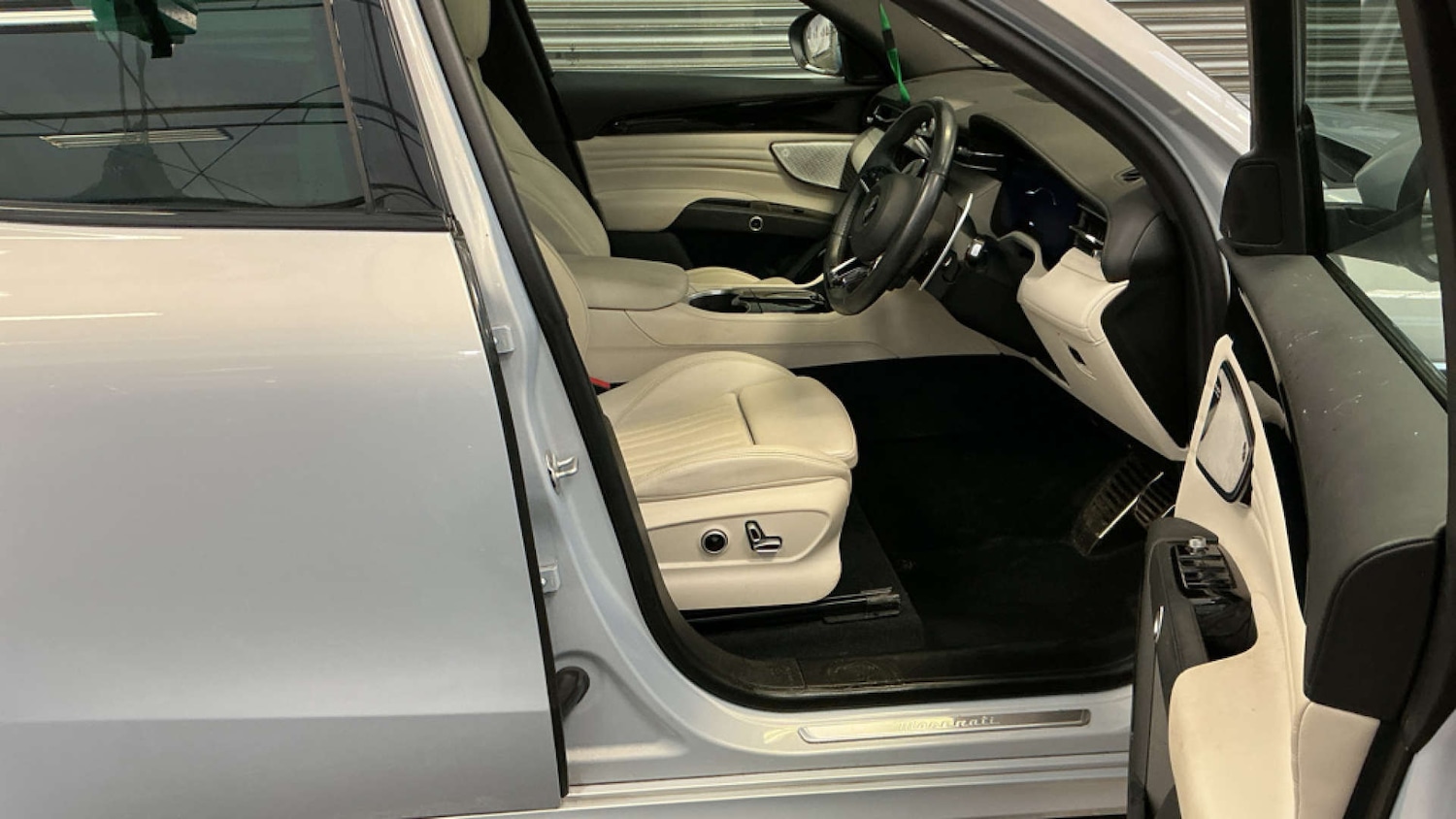 Used Maserati Other 2023 for sale - 77366820: Photo 2