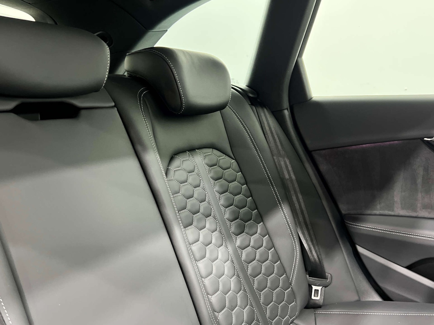 Used Audi RS4 2024 for sale - 76600858: Photo 16