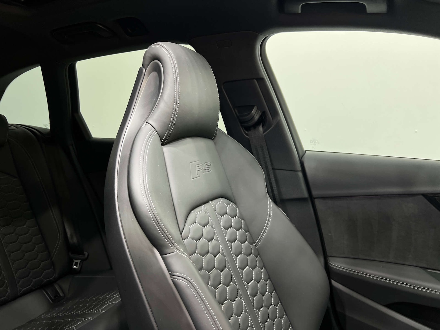 Used Audi RS4 2024 for sale - 76600858: Photo 42