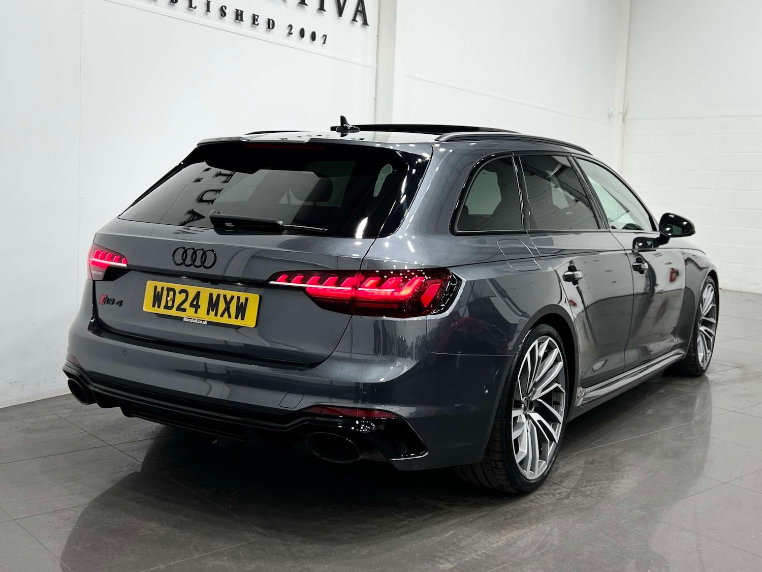 Used Audi RS4 2024 for sale - 76600858: Photo 5