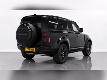 Used Land Rover Defender 2024 for sale - 79652495: Photo