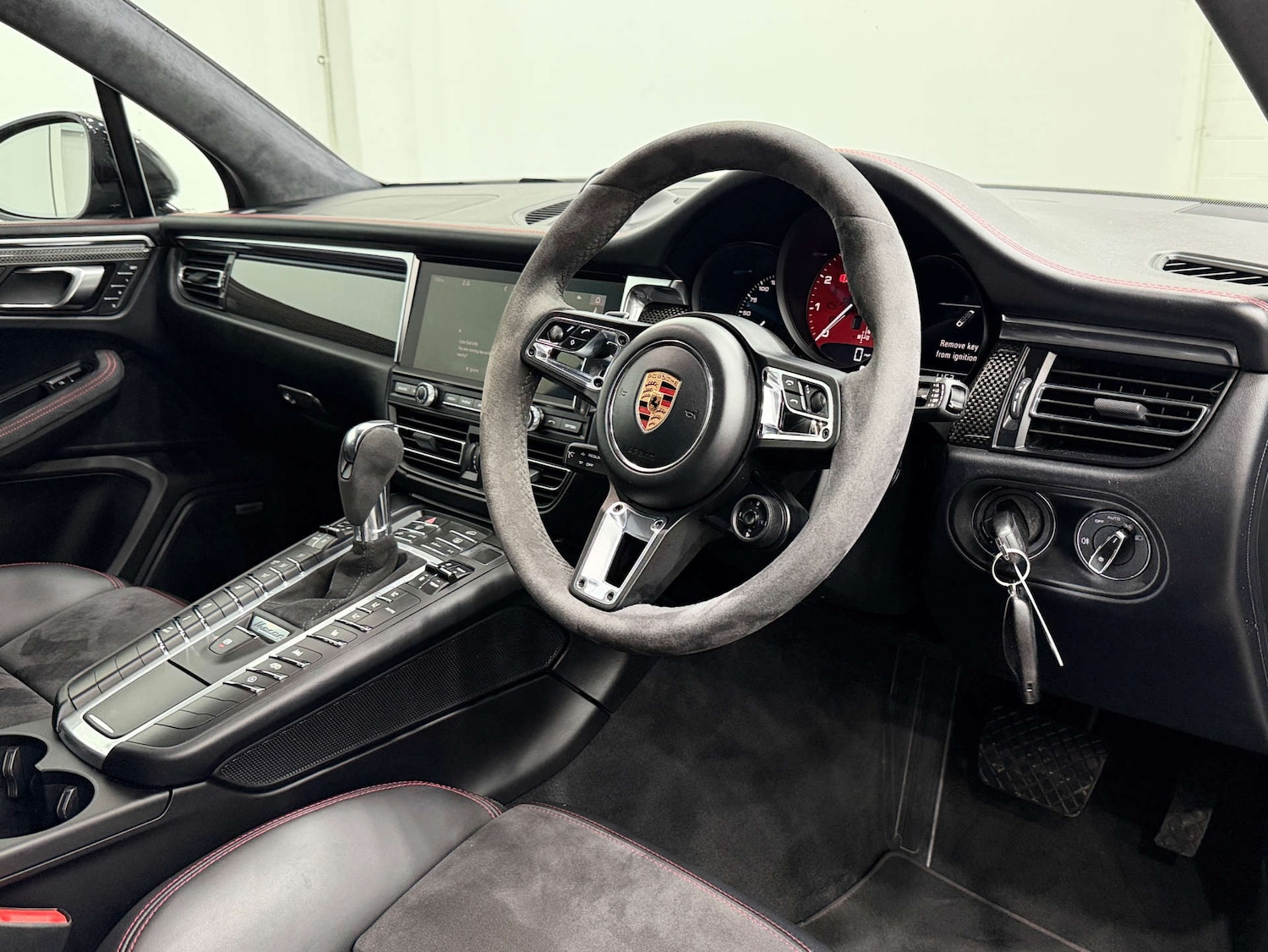 Used Porsche Macan 2020 for sale - 77833888: Photo 39