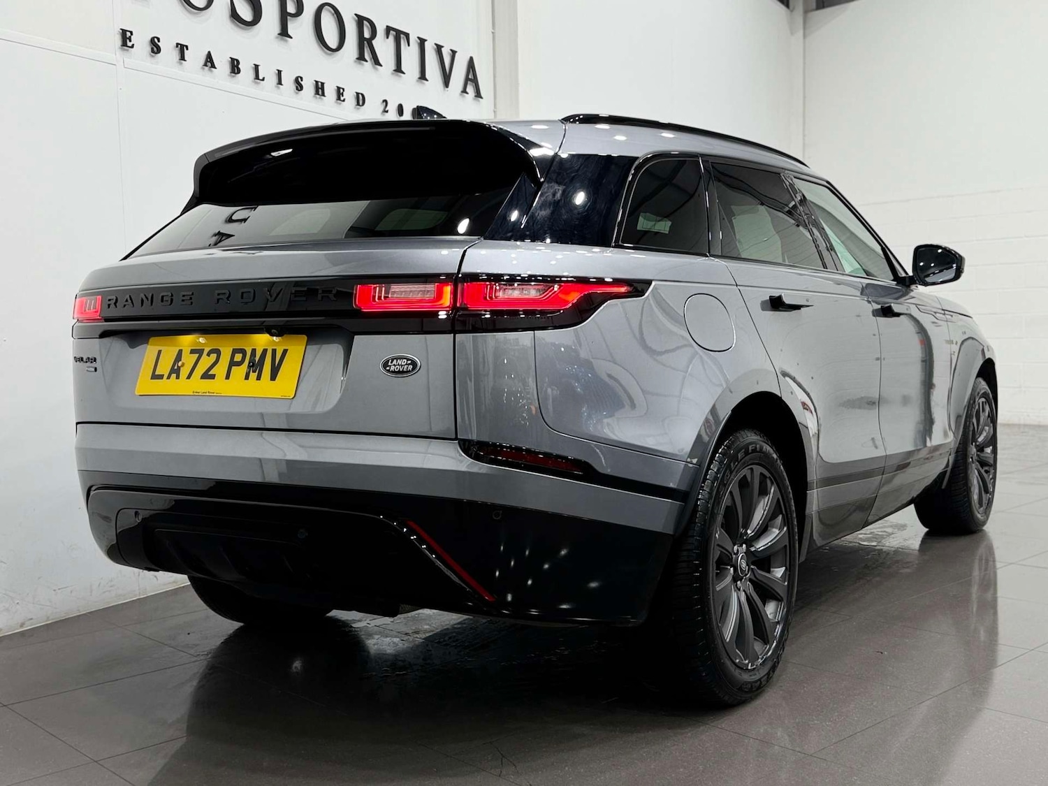 Used Land Rover Range Rover Velar 2022 for sale - 77833866: Photo 6